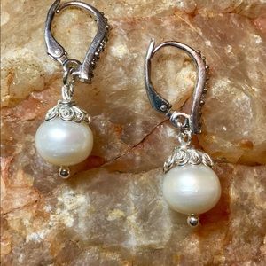 Pearl earrings with CZ wires